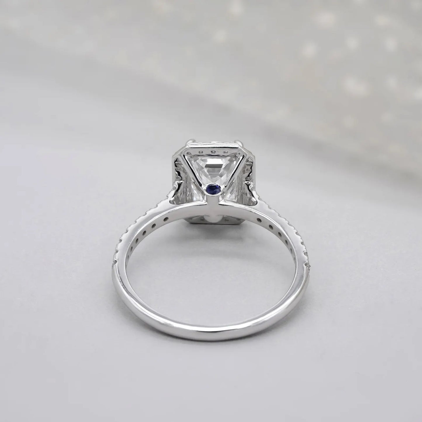 Needs desc work - Emerald 2.52tcw Lab Grown Diamond Halo Engagement Ring