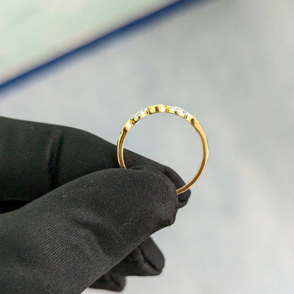 Wave 0.20ctw Diamond Wedding Band