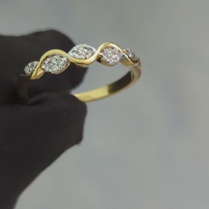 Wave 0.20ctw Diamond Wedding Band